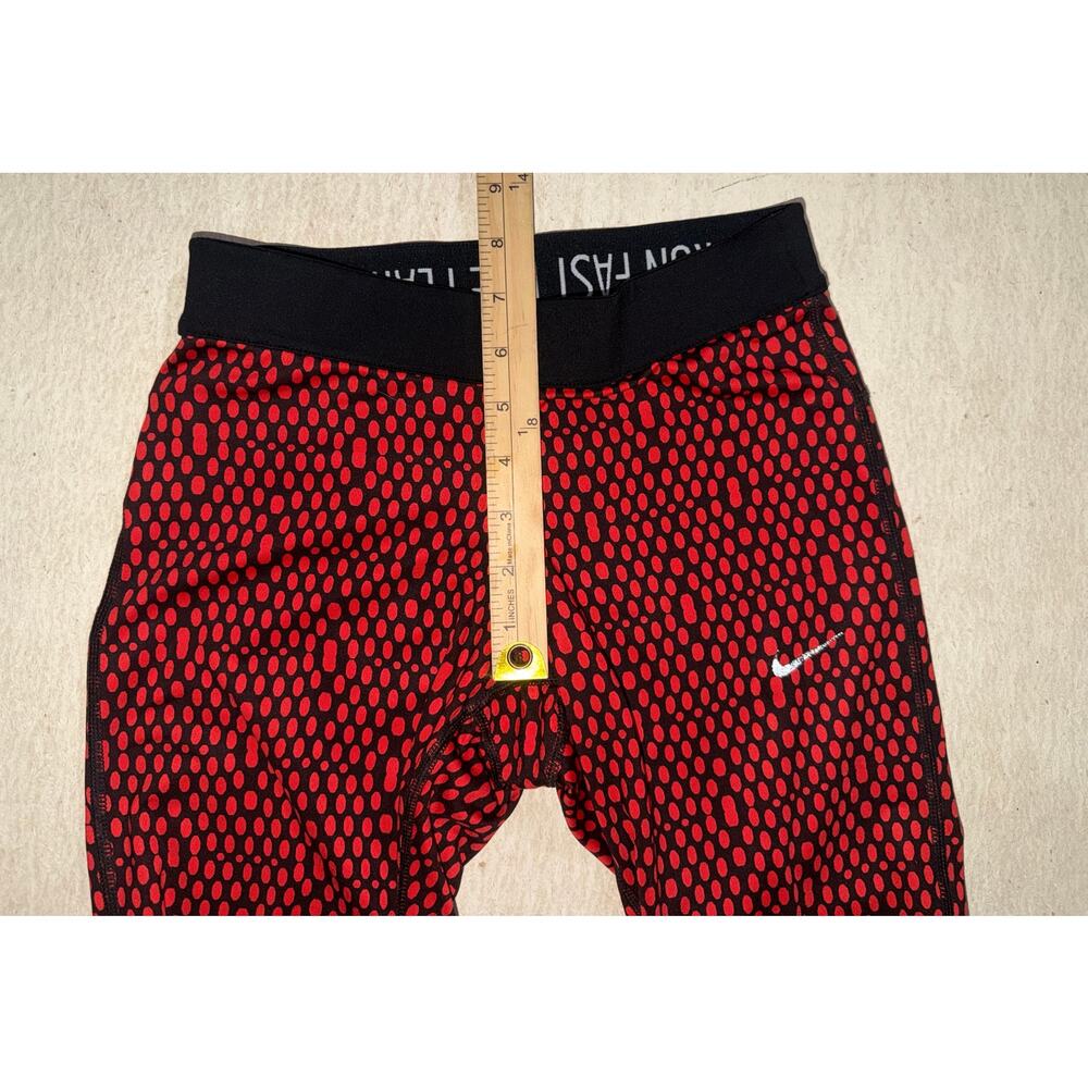 Nike pro women’s black & red athletic leggings - Picture 6 of 16